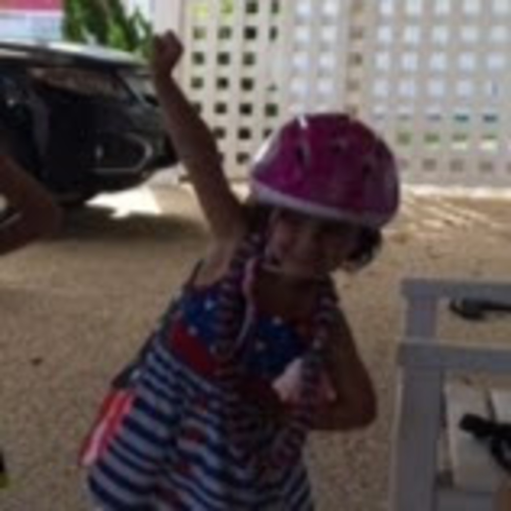 Meet your Posher, Stella